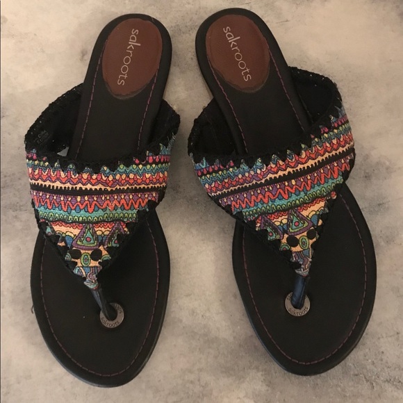 Sakroots Shoes - FREE SHIPPING! Flip Flops by Sakroots